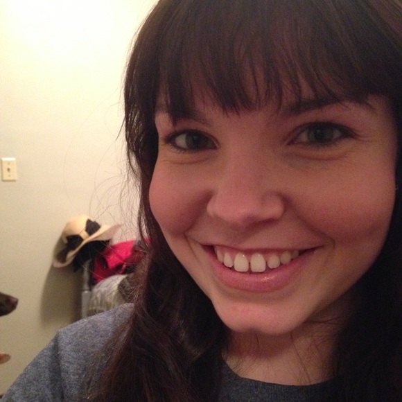 Meet your Posher, Rachel - Picture 1 of 1